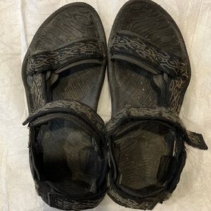 Men’s Teva Sandals size 8